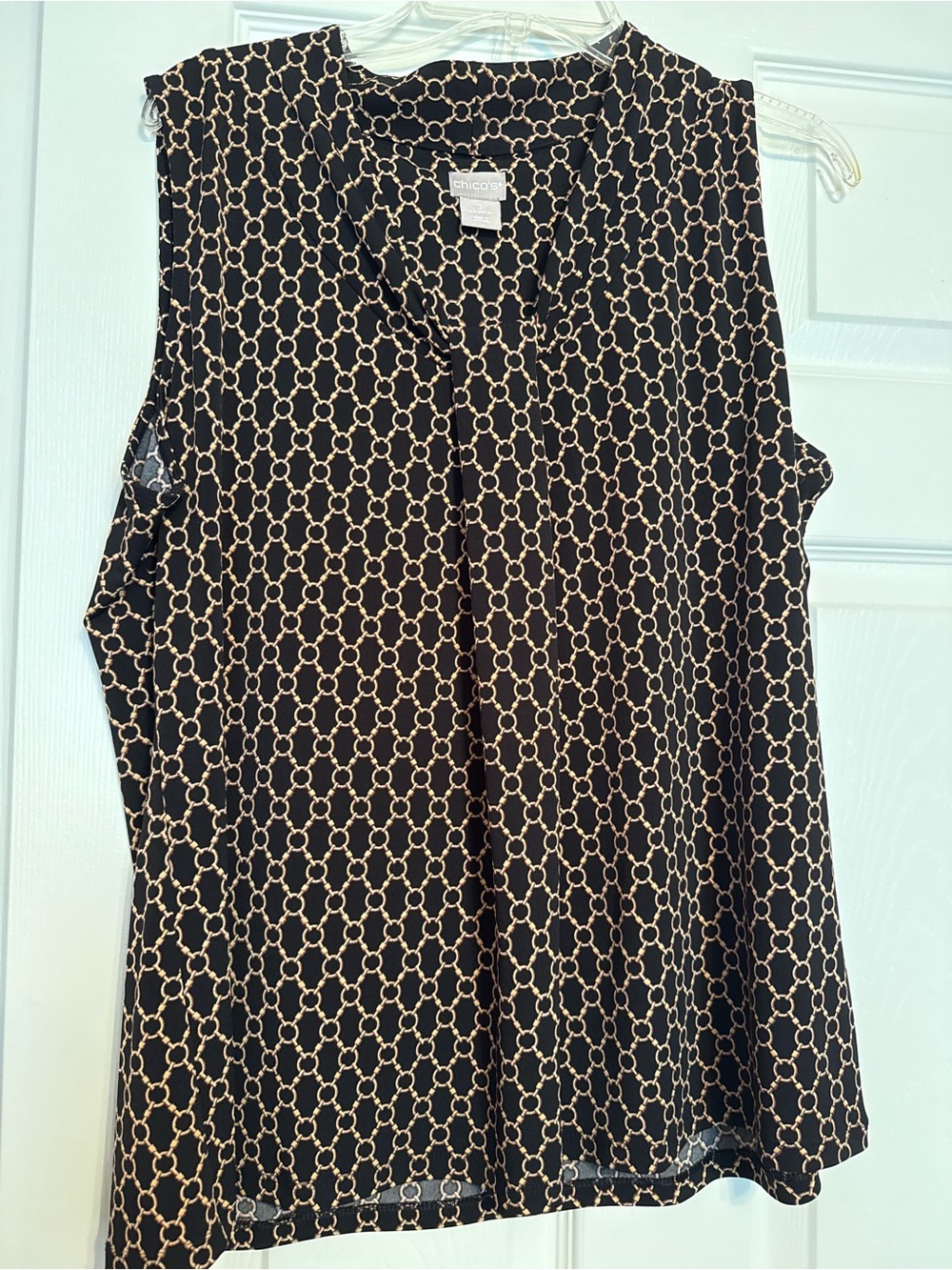 Chico's Black Sleeveless Chain-Print Camisole with Cream Links